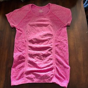 Athleta Girl shirt sleeve shirt size XL/14.